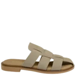 Γυναικεία fisherman mules Ragazza 01049 σε ταμπά χρώμα, πλάγια όψη που αναδεικνύει το eco καστόρι και την τρακτερωτή σόλα.