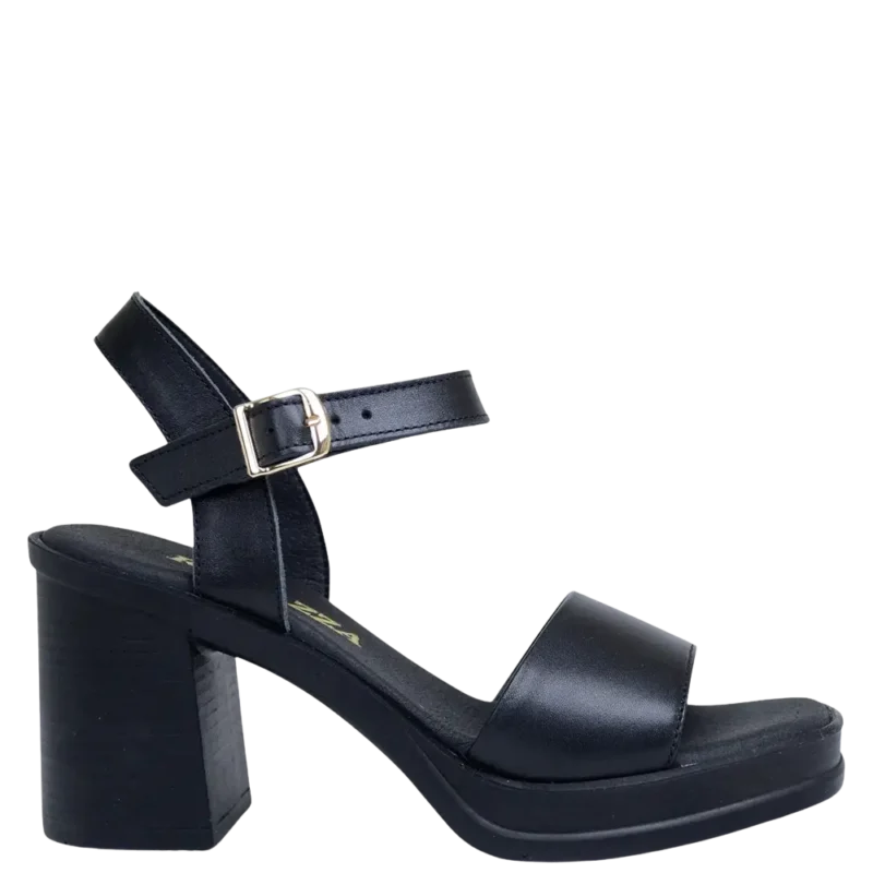 Γυναικεία Πέδιλα Block Heel Ragazza 0794 Μαύρο - Πλάγια Όψη Γυναικεία πέδιλα block heel Ragazza 0794 σε μαύρο χρώμα, πλάγια όψη που αναδεικνύει το σταθερό τακούνι και το λείο δέρμα.